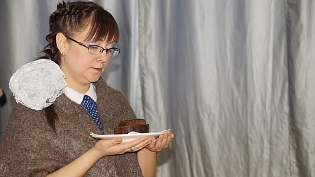 76-летния годовщина полного освобождения Ленинграда от фашистской блокады